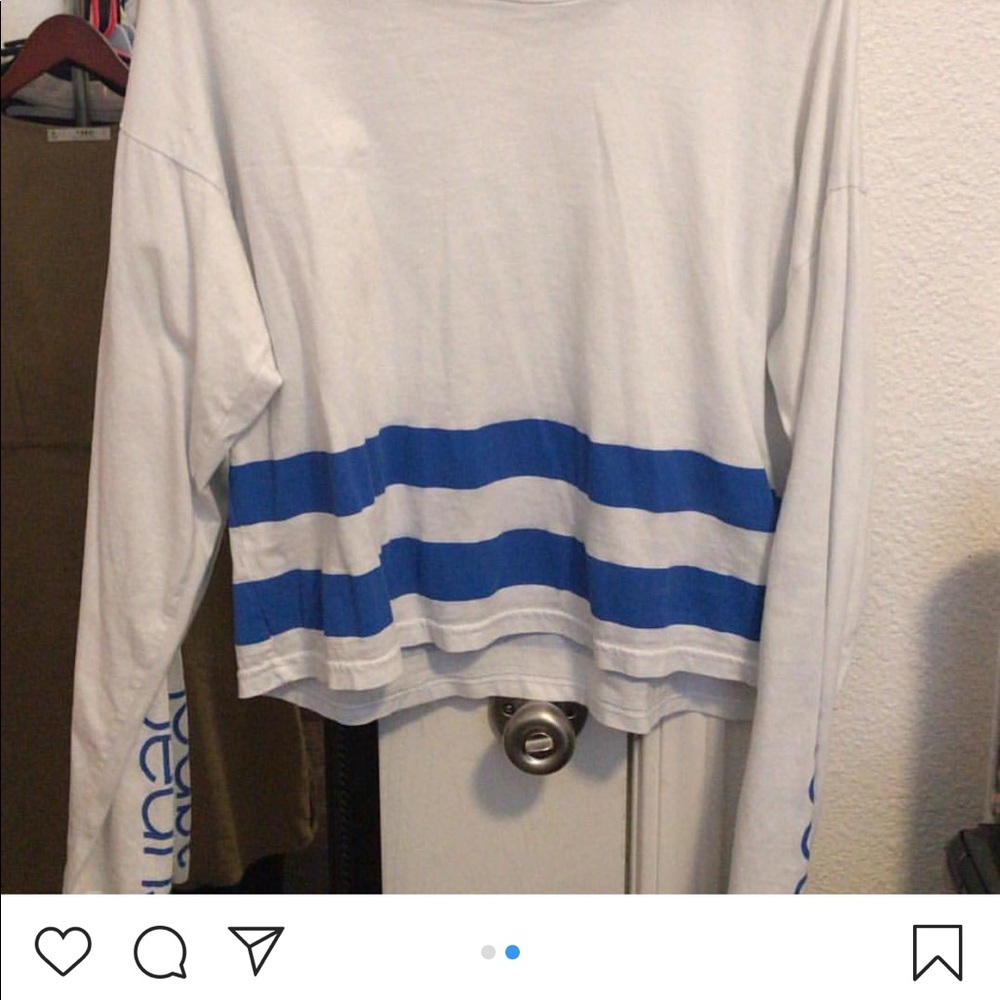 Calvin Klein tee! - Picture 2 of 2